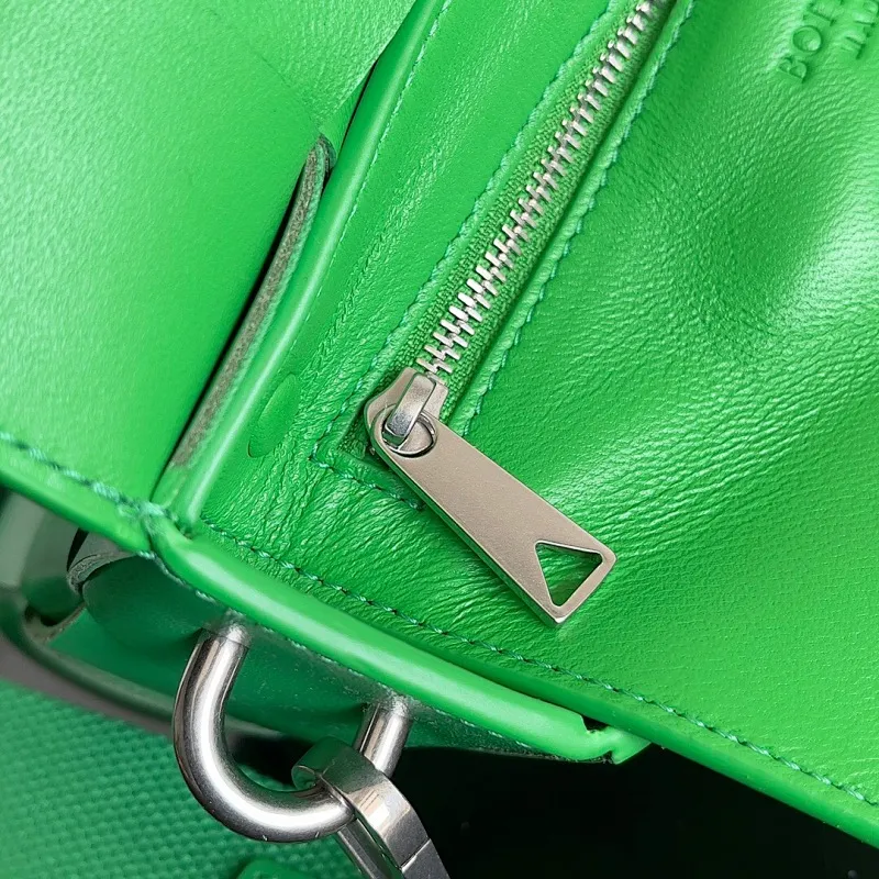All categories 💚 Authentic bags 💚 BV 2025 new BV crossbody bag